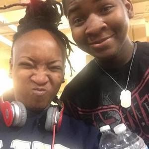 Meet your Posher, Candace